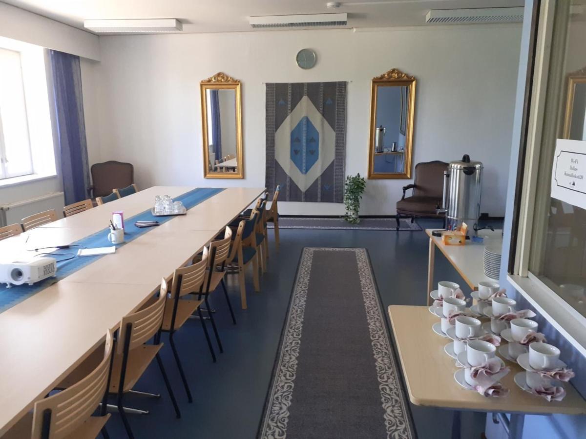 Jokihovi Hotel Nivala Ngoại thất bức ảnh